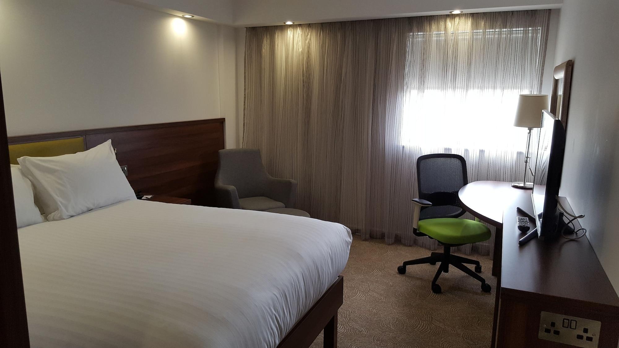 Hampton By Hilton Corby Hotel Ngoại thất bức ảnh