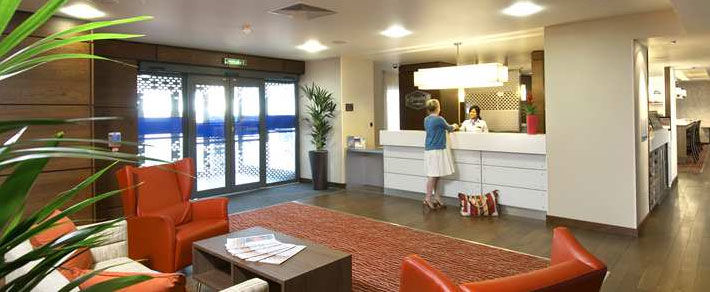 Hampton By Hilton Corby Hotel Ngoại thất bức ảnh