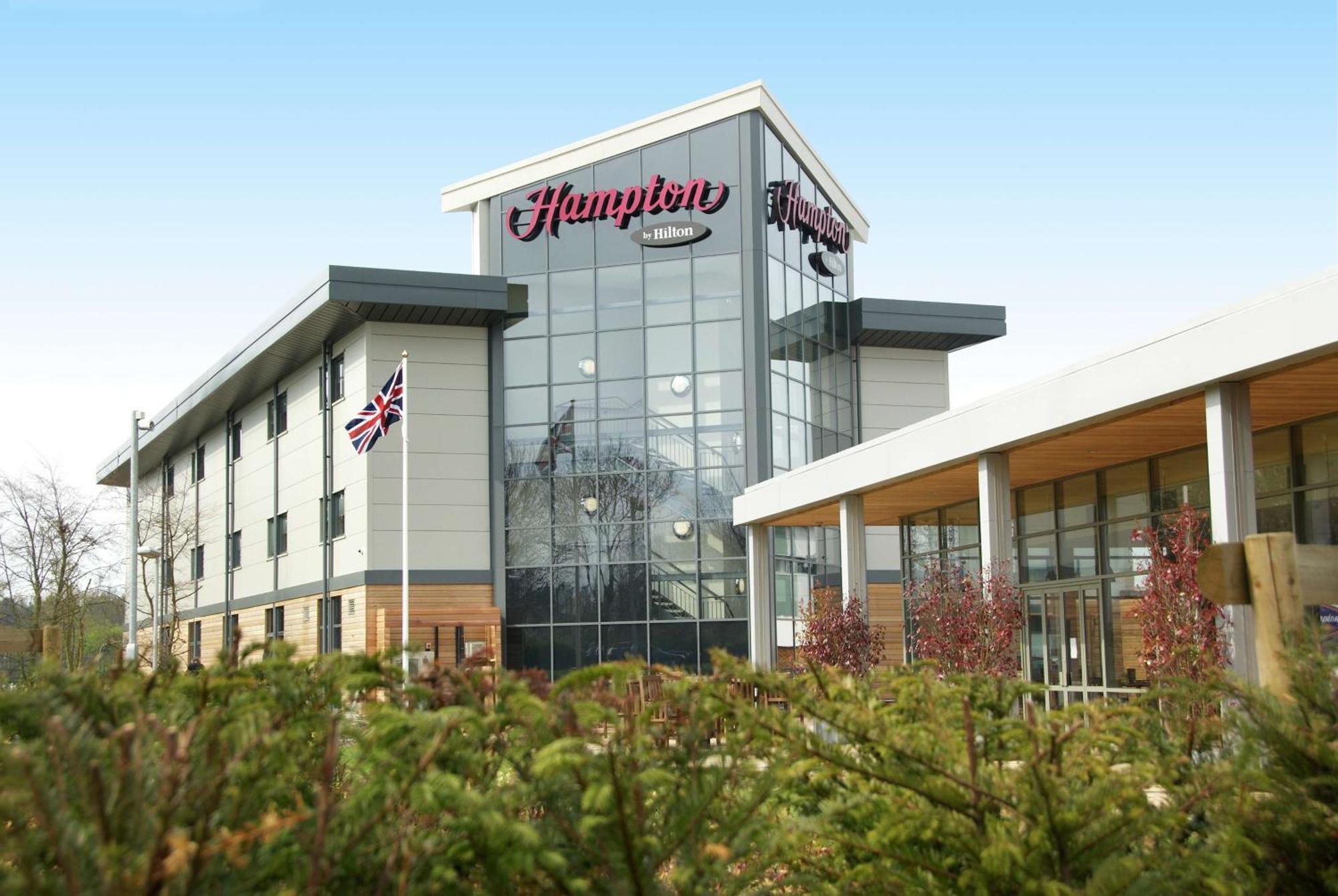 Hampton By Hilton Corby Hotel Ngoại thất bức ảnh