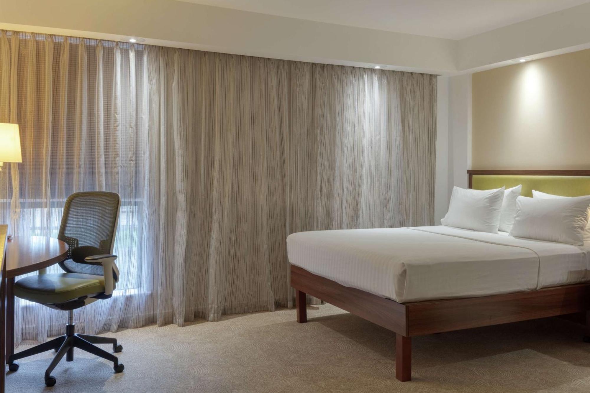 Hampton By Hilton Corby Hotel Ngoại thất bức ảnh