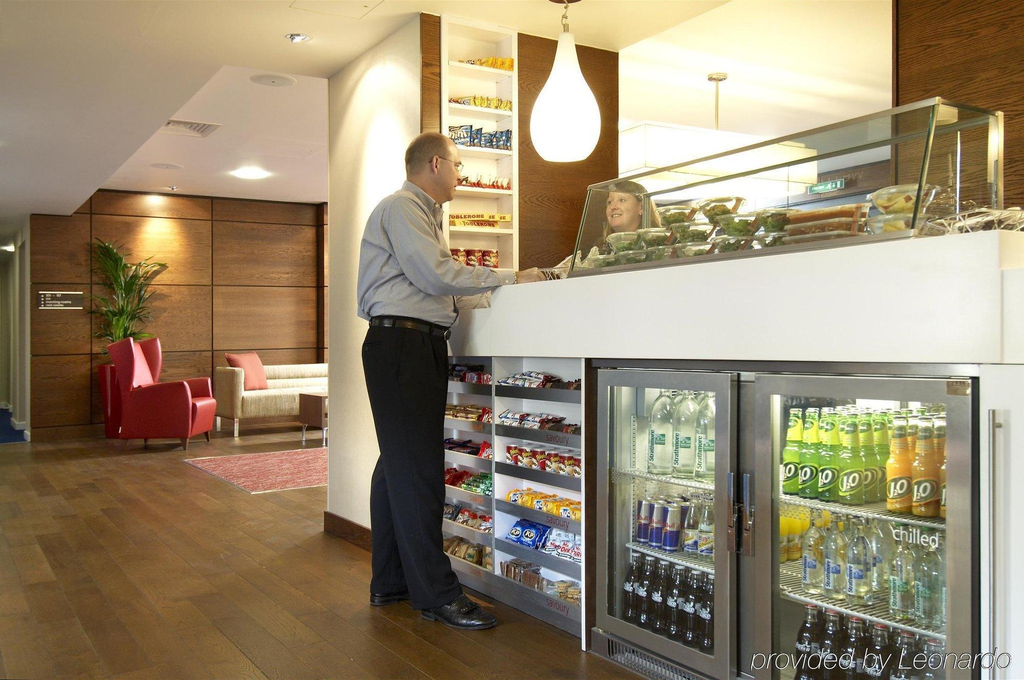 Hampton By Hilton Corby Hotel Ngoại thất bức ảnh
