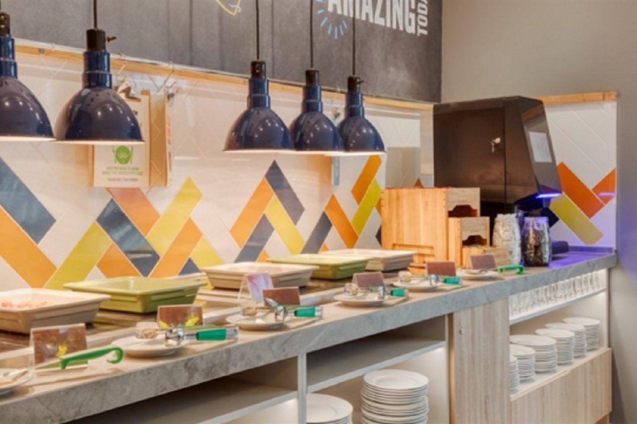 Hampton By Hilton Corby Hotel Ngoại thất bức ảnh